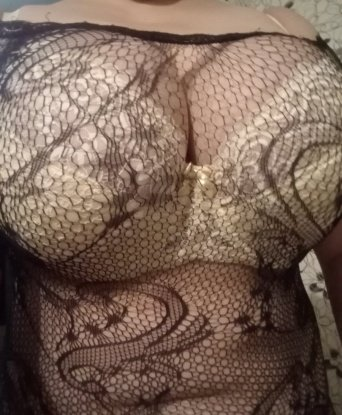 Сладкая и нежная блондинка приглашает в гости насладиться моментами настоящего удовольствия и страсти. Гарантирую, ты останешься доволен и захочешь вернуться снова. 10364, 32 года